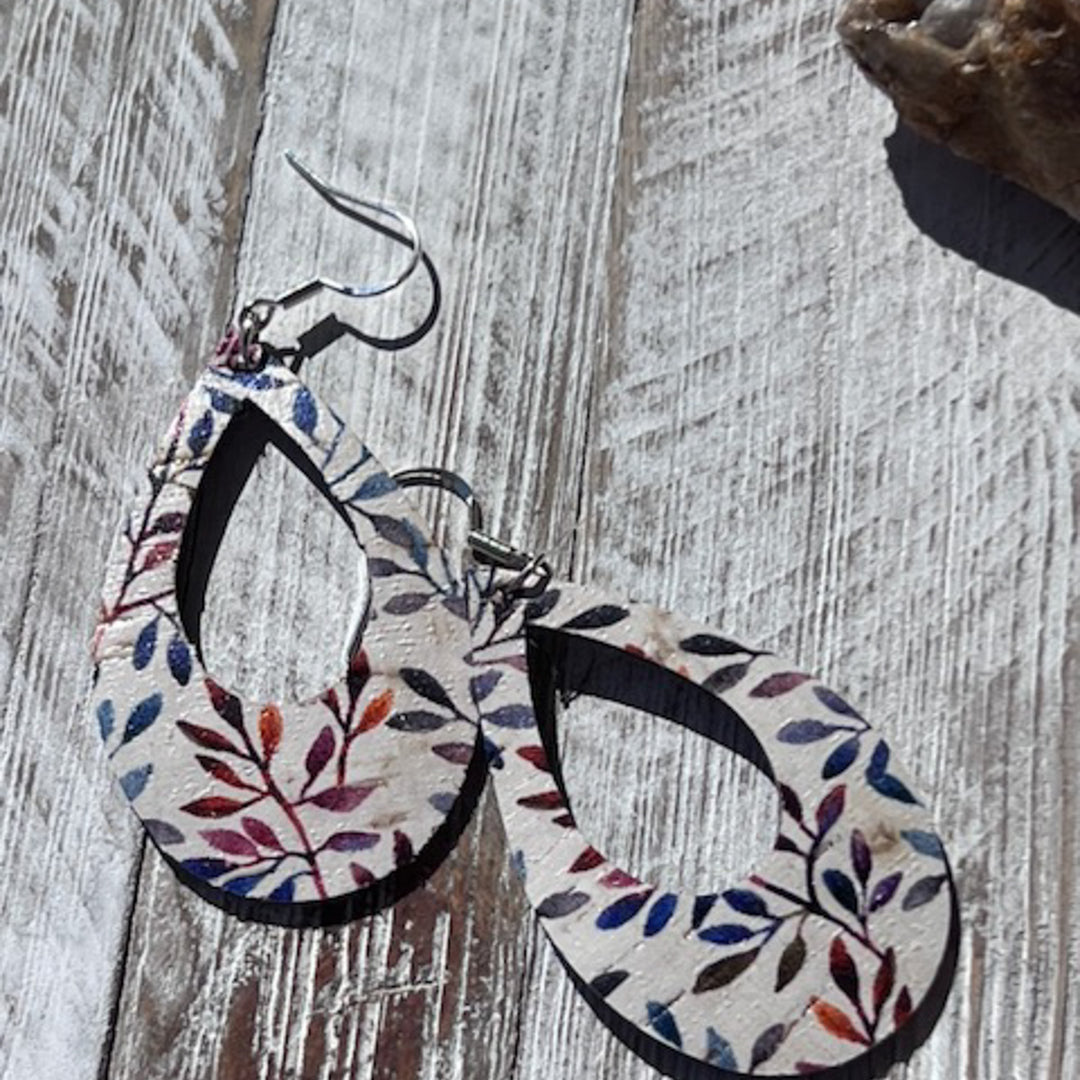 Lightweight earrings-Boxwood-colorful-dangle on Trumm & Co